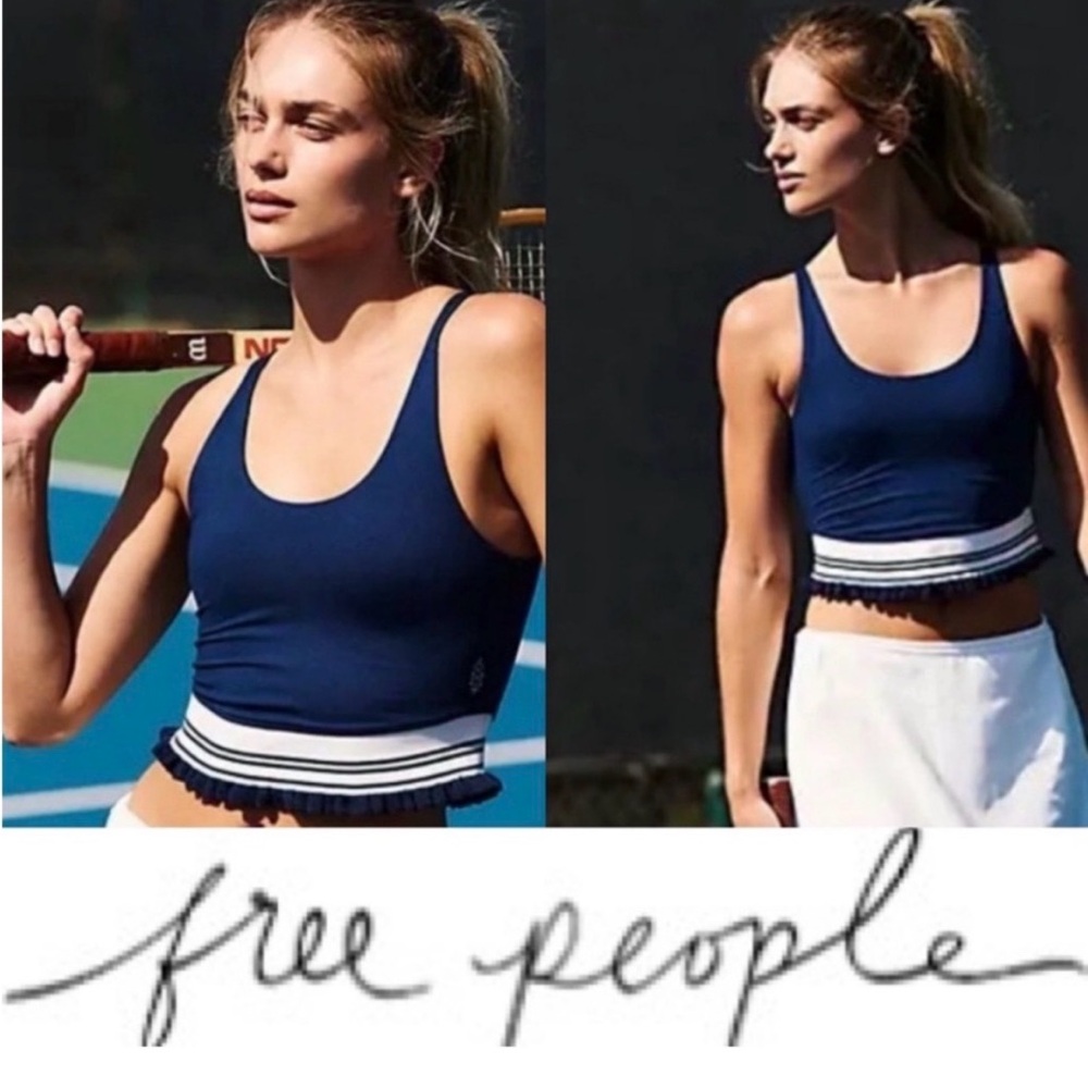 Free People Time Out  Low Scoop Neck Tank Midnight‎ Navy size Medium